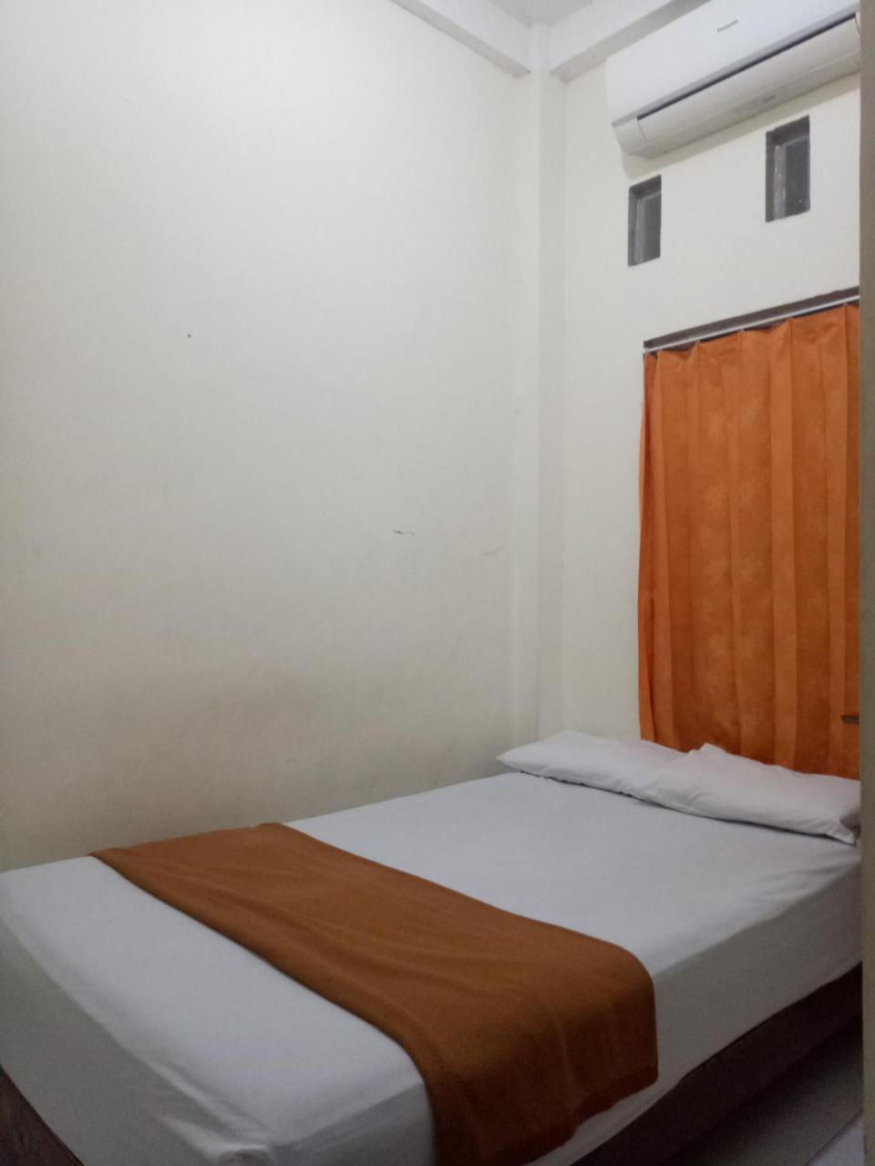 Losmen Fadel Malioboro Jogja Yogyakarta Exterior photo